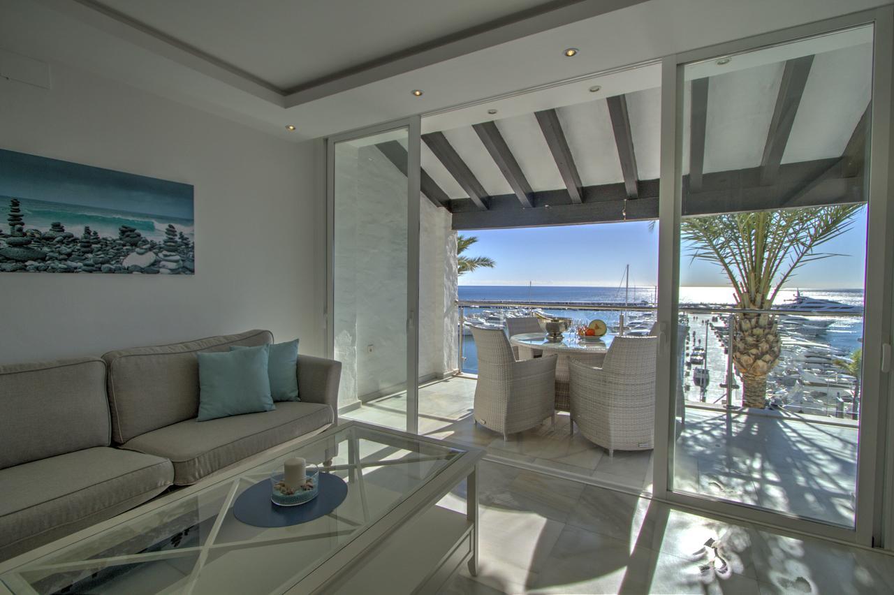 Front Line Penthouse Puerto Banus With Sea Views Lägenhet Marbella Exteriör bild