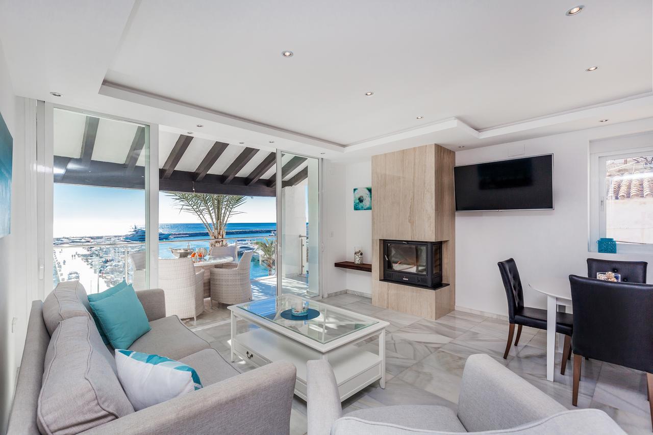 Front Line Penthouse Puerto Banus With Sea Views Lägenhet Marbella Exteriör bild